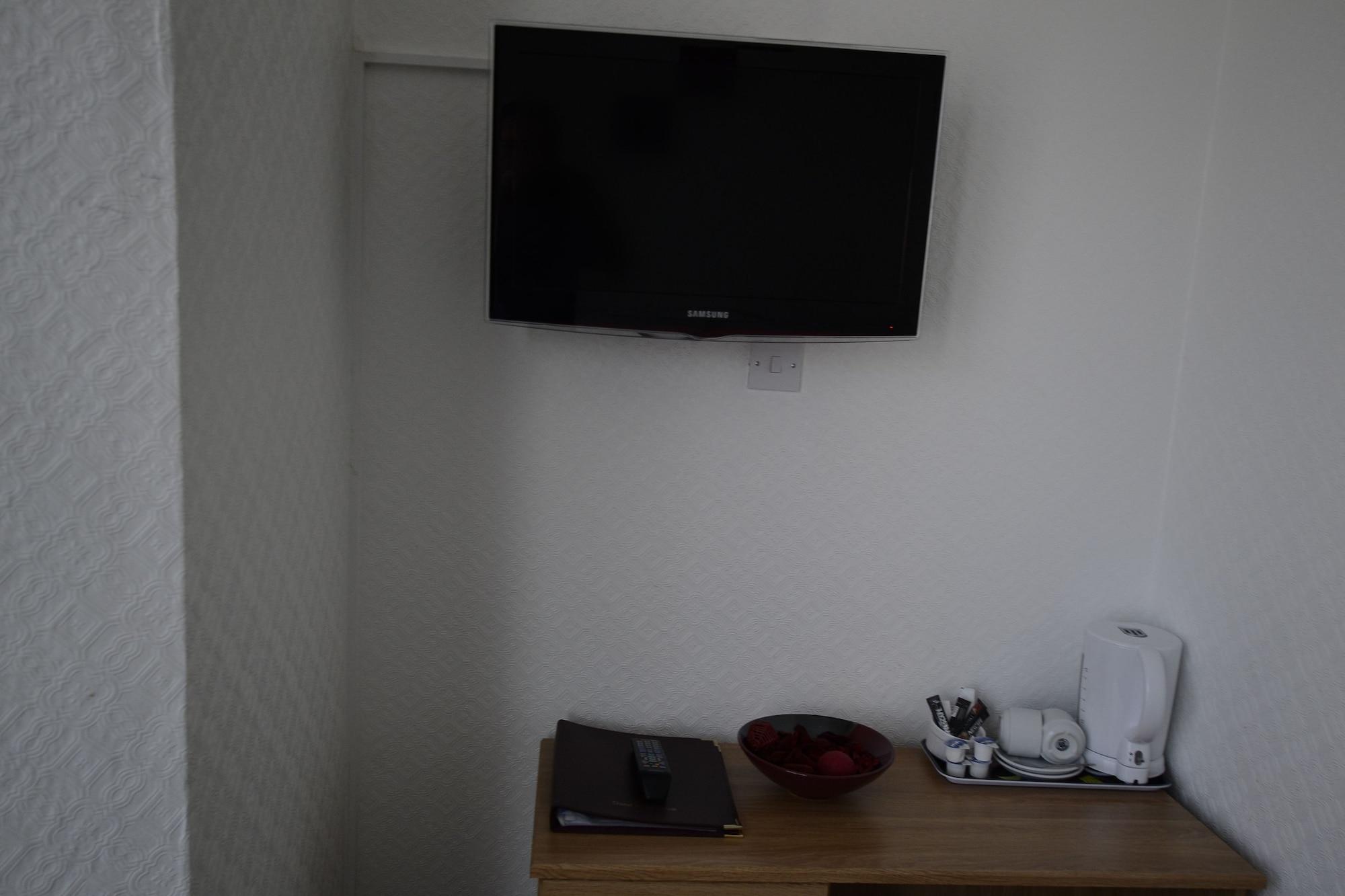 パーク ホテル イルフォード エクステリア 写真